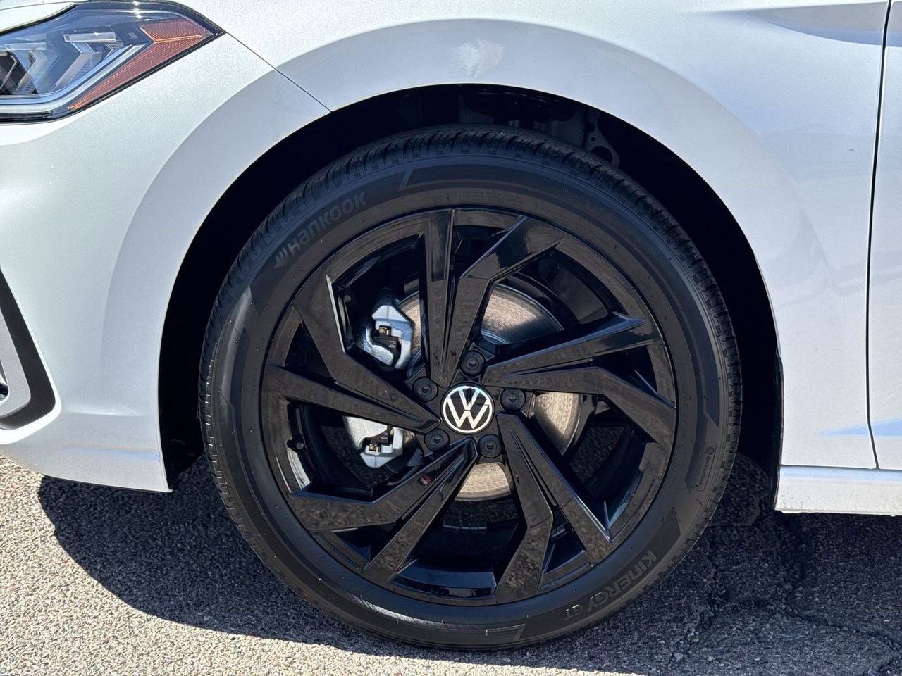 New 2026 Volkswagen Jetta SE image 6