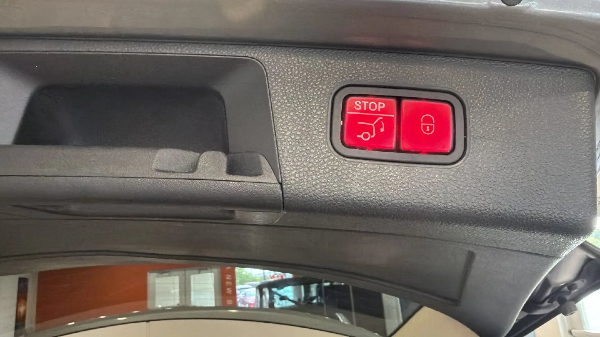 Used 2014 Mercedes-Benz GLK 350 2WD image 37