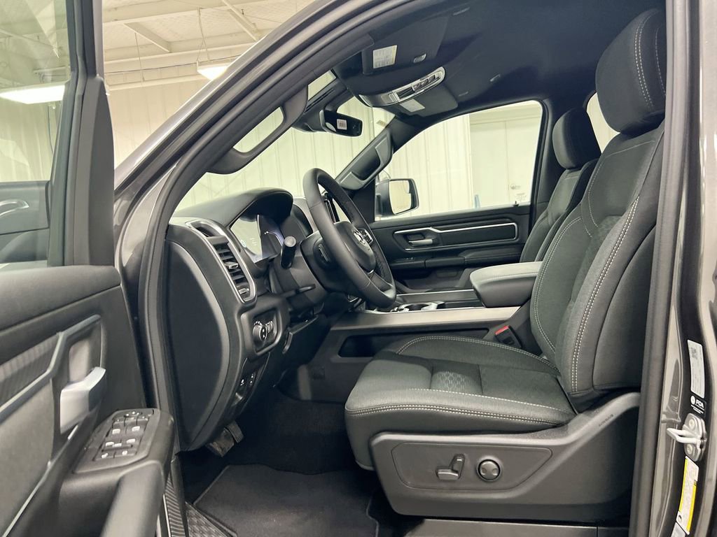New 2026 RAM 1500 Big Horn AWD/4WD image 20