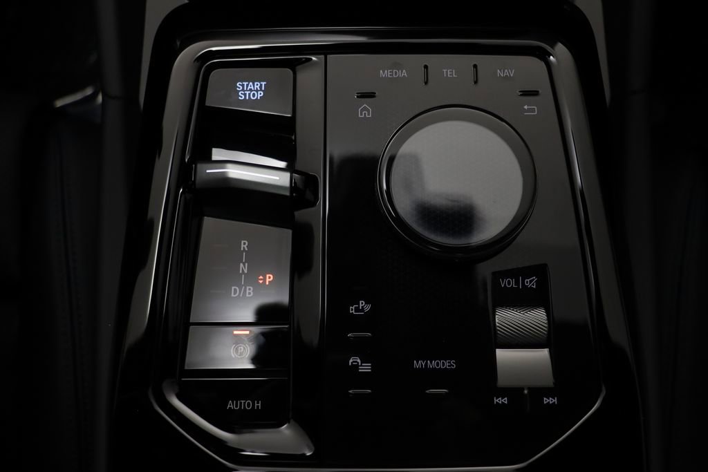 New 2026 BMW i5 eDrive40 w/ M Sport Package image 12