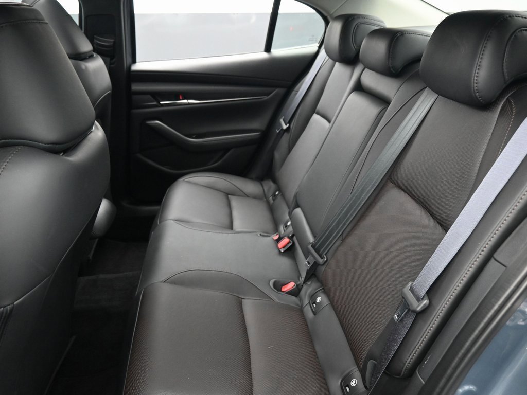 Used 2023 MAZDA MAZDA3 2.5 Turbo Sedan w/Premium Plus image 28