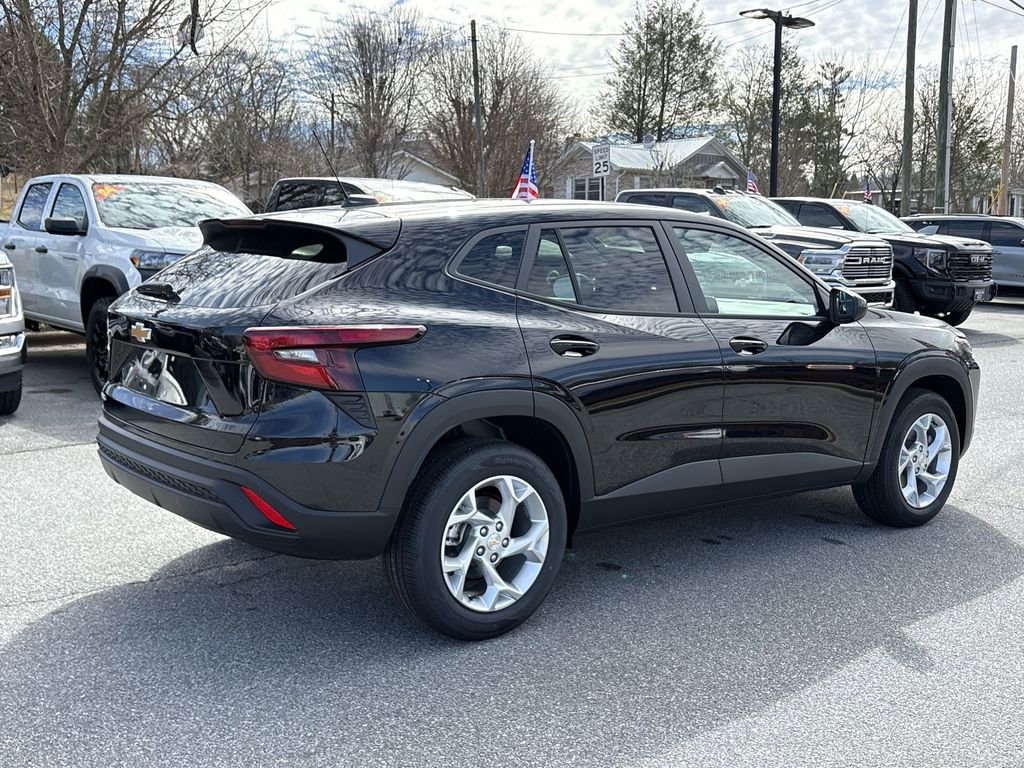 New 2026 Chevrolet Trax LS w/ LS Convenience Package image 9