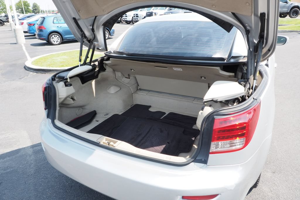 Used 2010 Lexus IS 250C RWD image 16