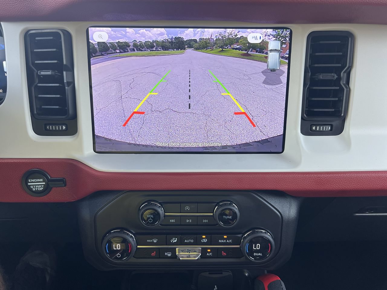 New 2026 Ford Bronco Heritage Edition AWD/4WD image 5