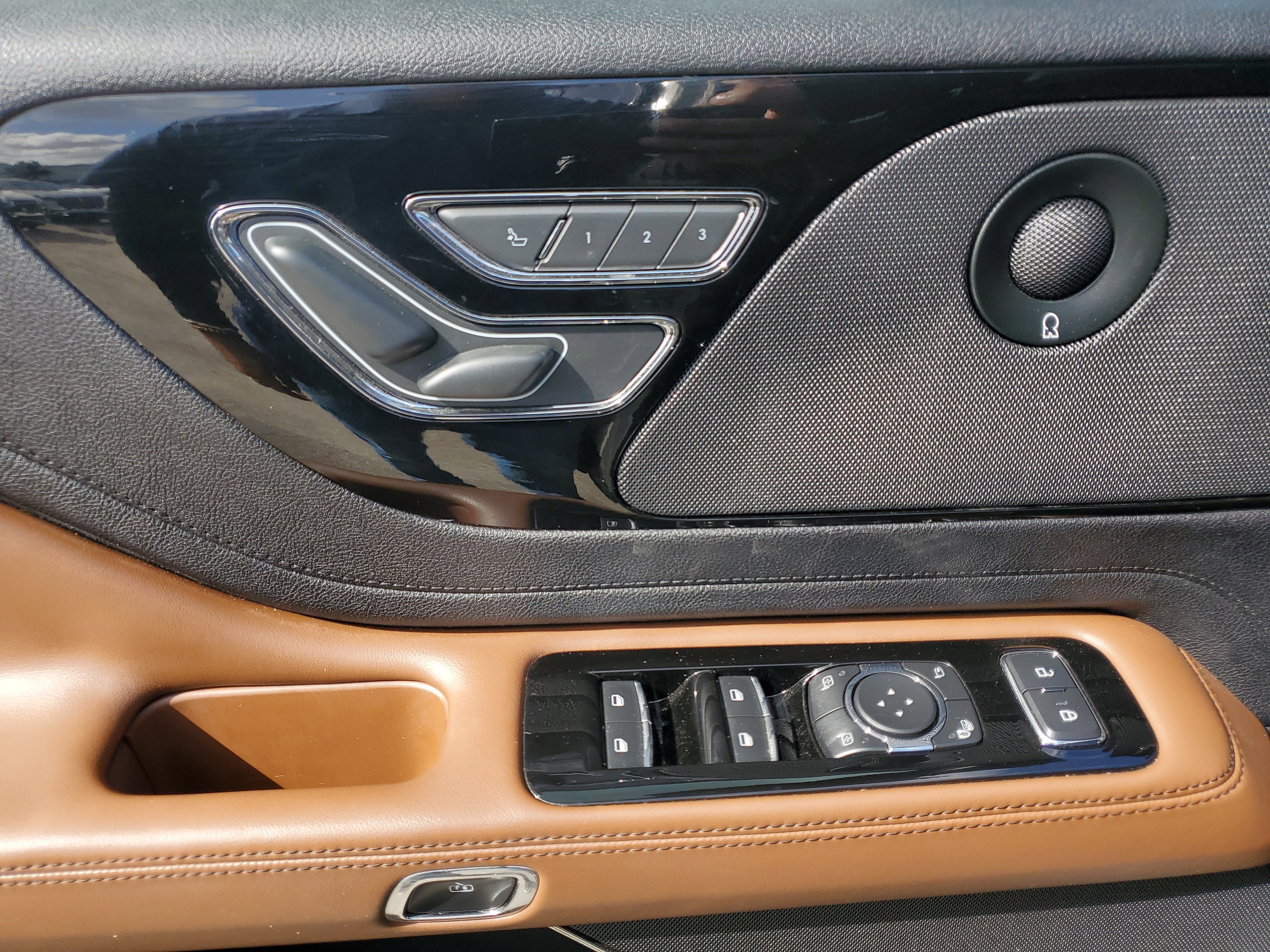 Certified 2022 Lincoln Aviator Reserve w/ Elements Package Plus image 14