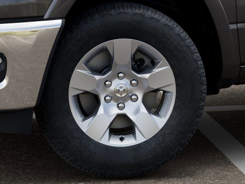 New 2026 RAM 1500 4x4 Crew Cab image 8