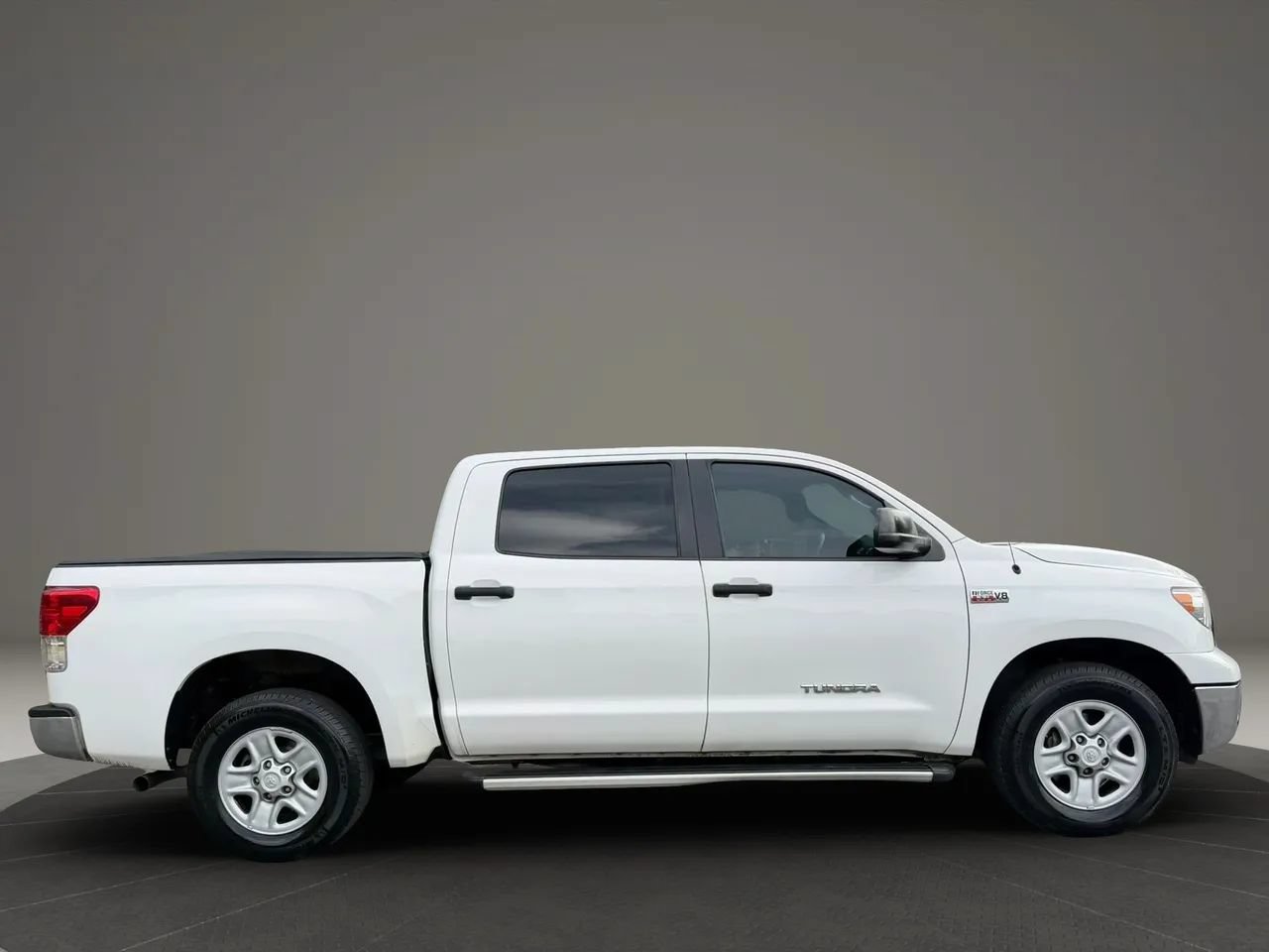 Used 2011 Toyota Tundra 2WD CrewMax w/ Tow Pkg image 8