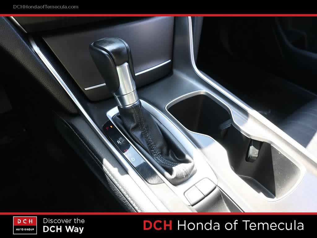 Used 2018 Honda Accord Touring image 11