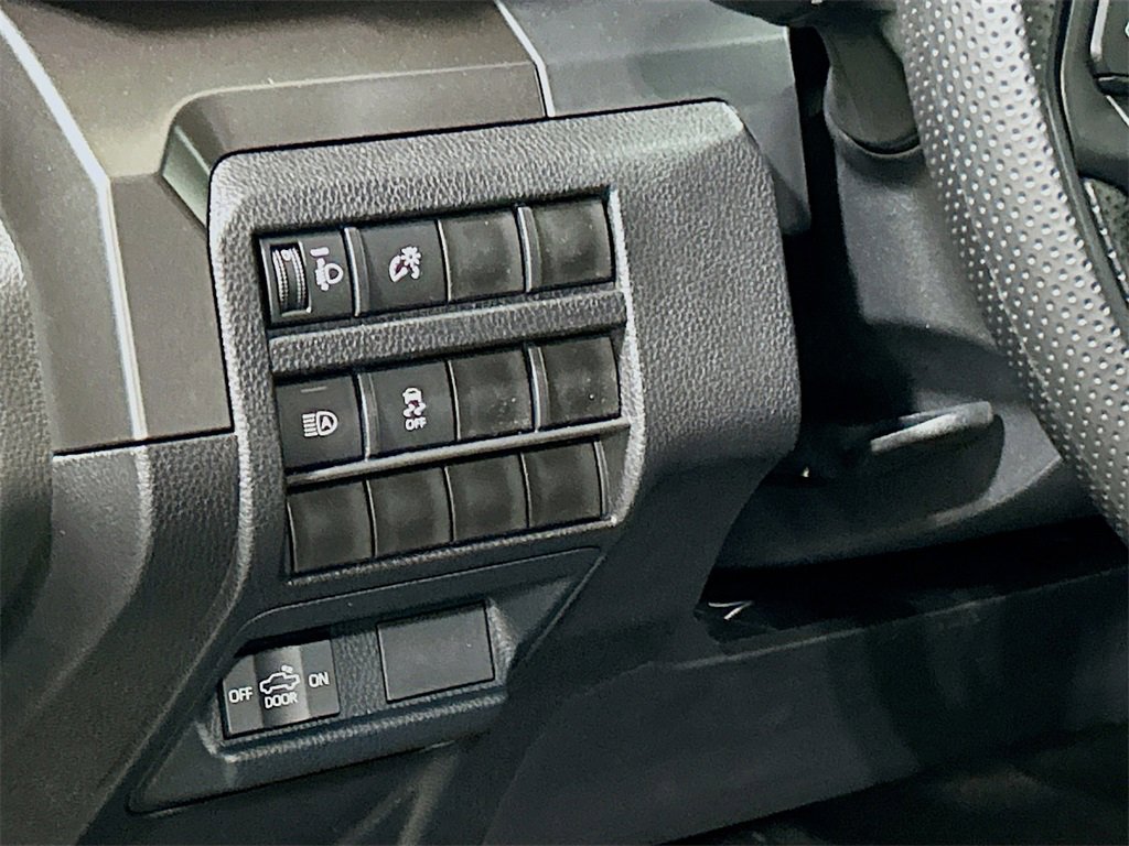 Used 2026 Toyota Tacoma TRD Sport image 11