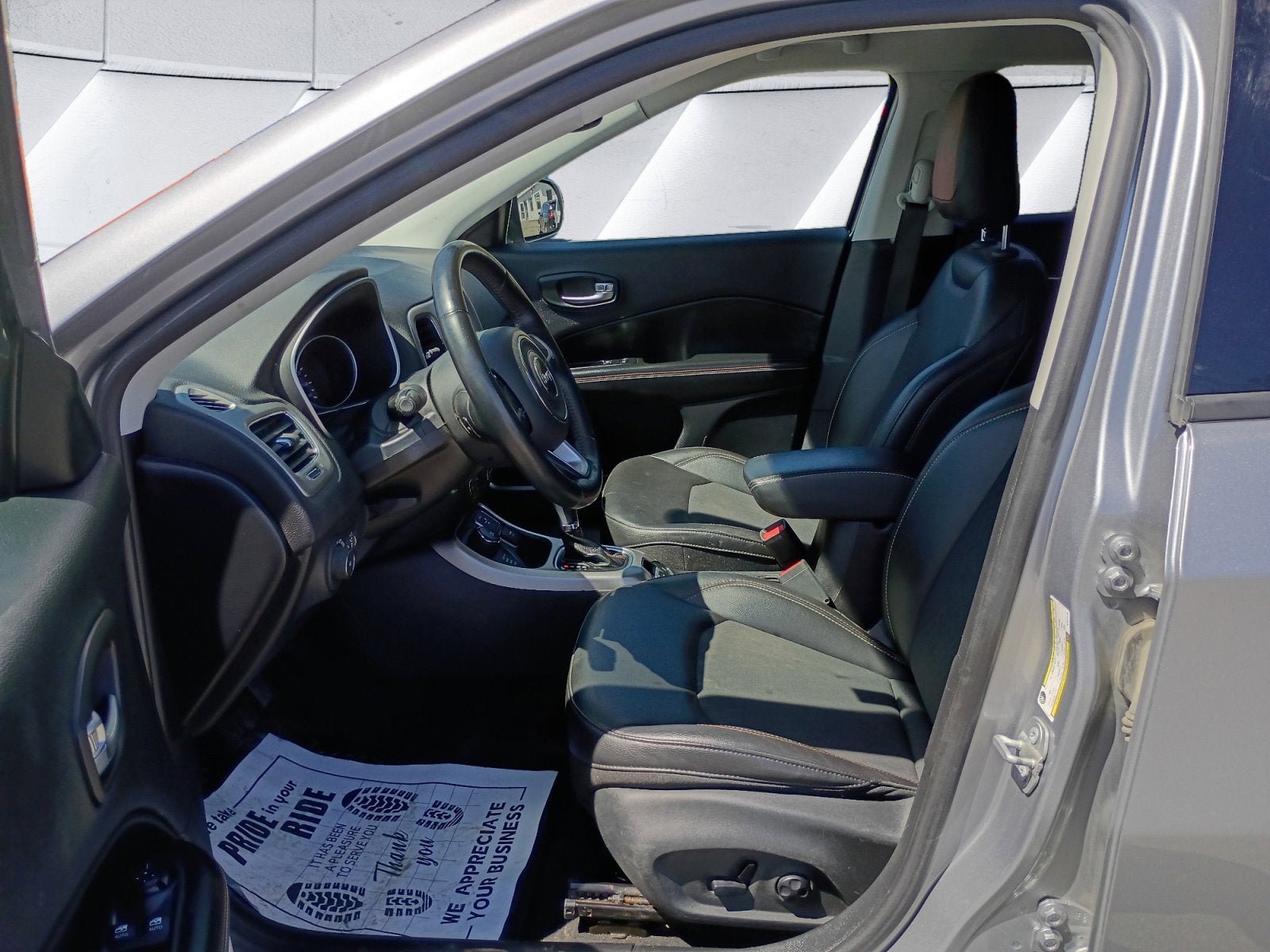 Certified 2019 Jeep Compass Latitude w/ Popular Equipment Group AWD/4WD image 10
