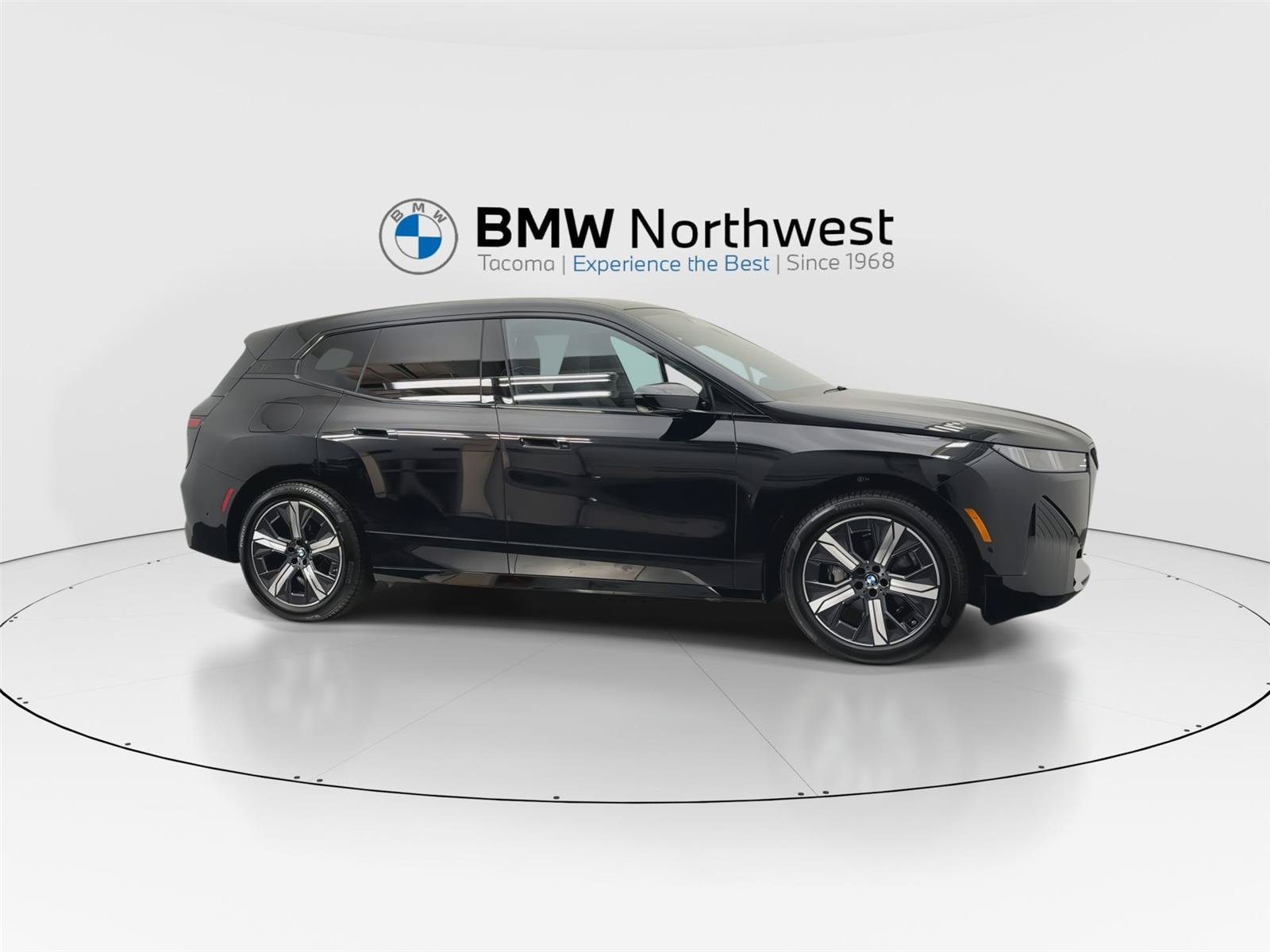 Used 2026 BMW iX xDrive60 AWD/4WD image 5