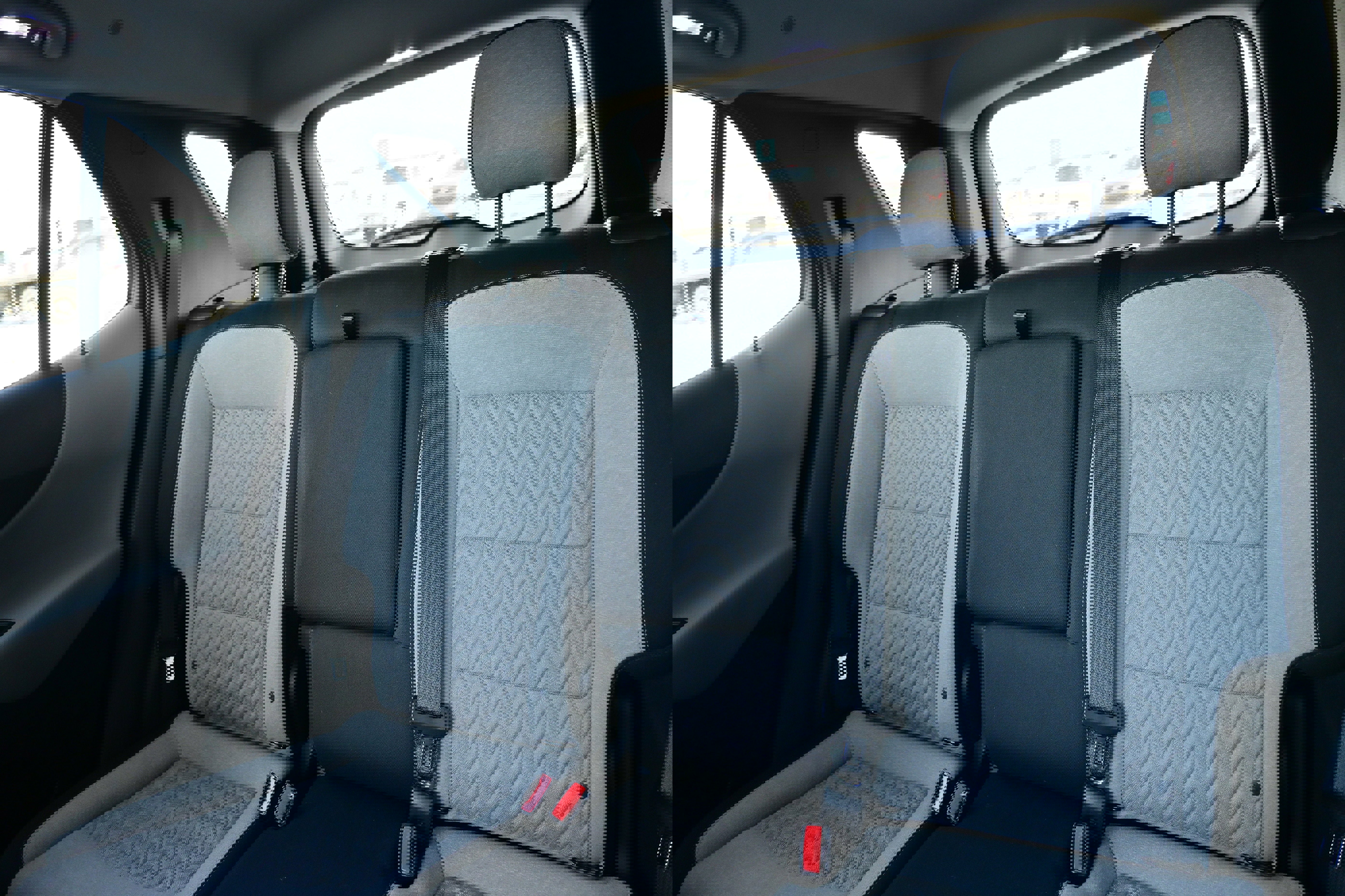 Used 2024 Chevrolet Equinox LS w/ LS Convenience Package image 24