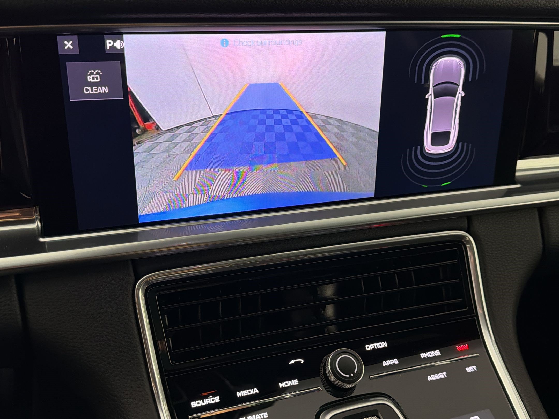 Certified 2019 Porsche Panamera image 20