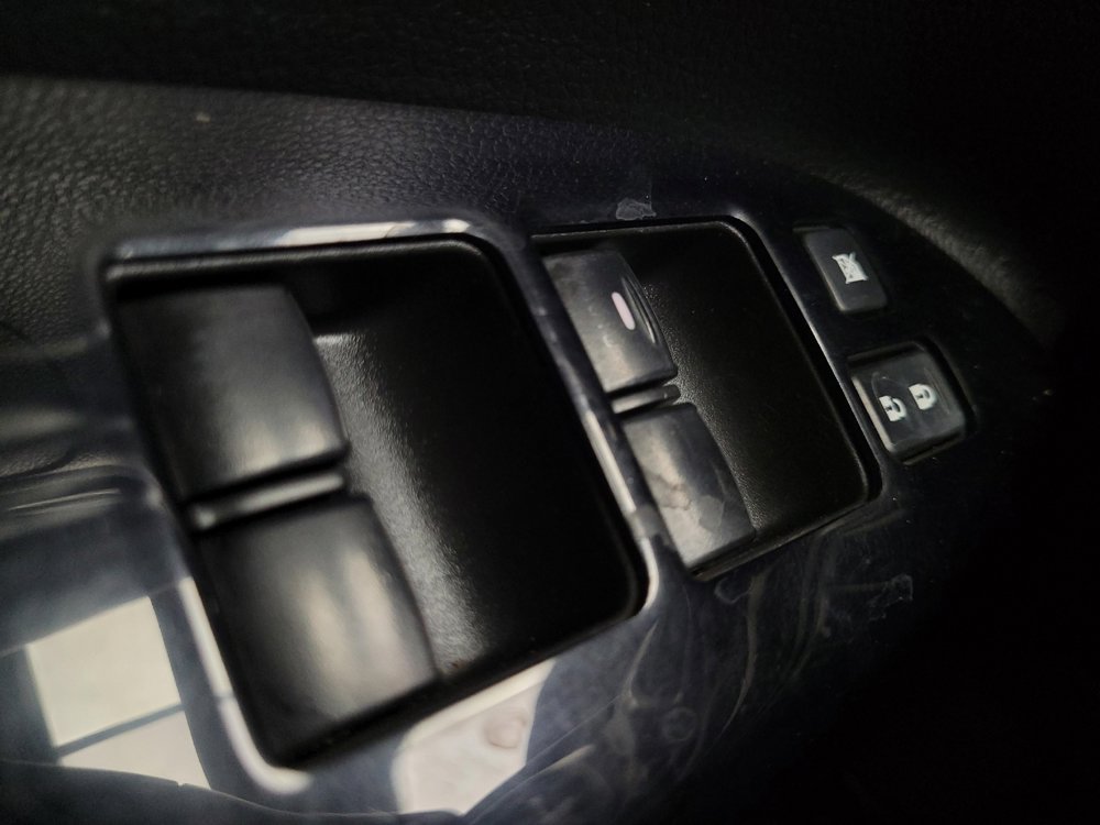 Used 2019 Mitsubishi Eclipse Cross LE image 27