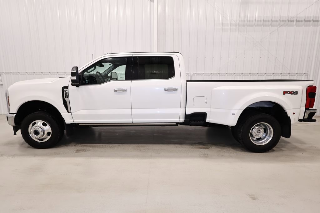 Certified 2025 Ford F350 Lariat w/ Lariat Ultimate Package image 7
