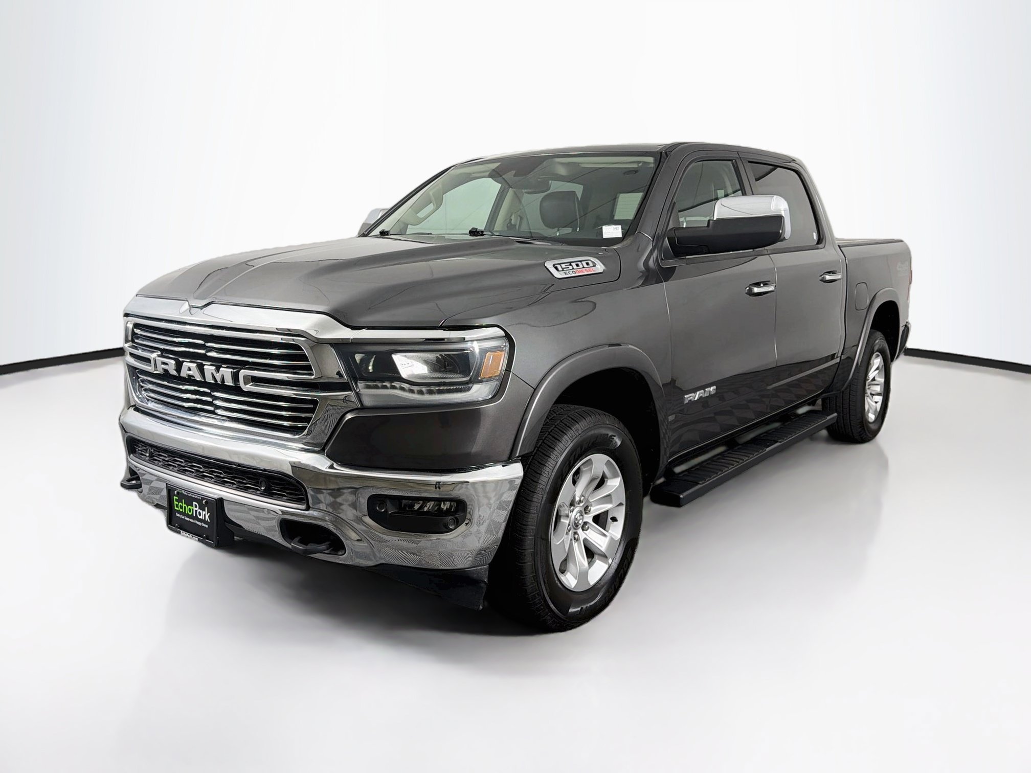 Used 2021 RAM 1500 Laramie AWD/4WD image 3