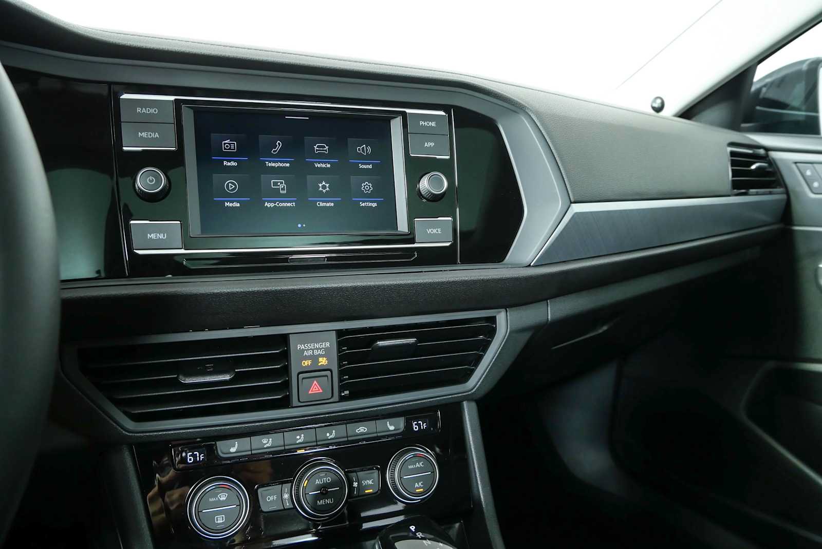 Used 2023 Volkswagen Jetta SE FWD image 12