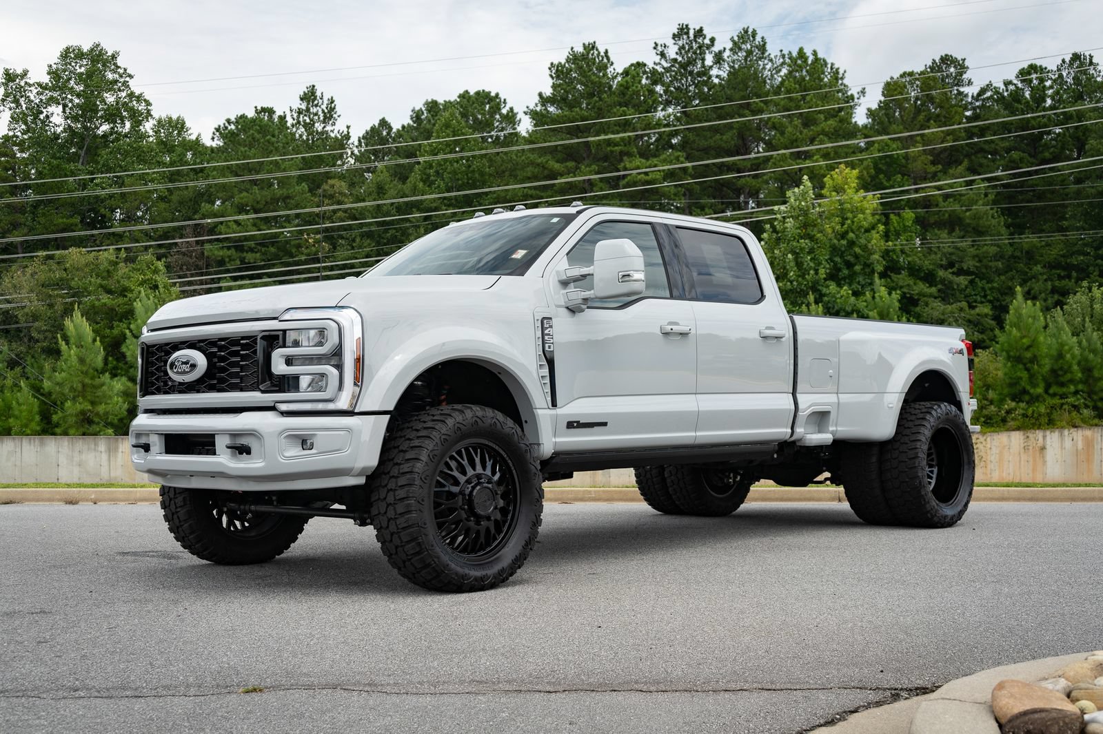 Used 2026 Ford F450 Lariat AWD/4WD image 9