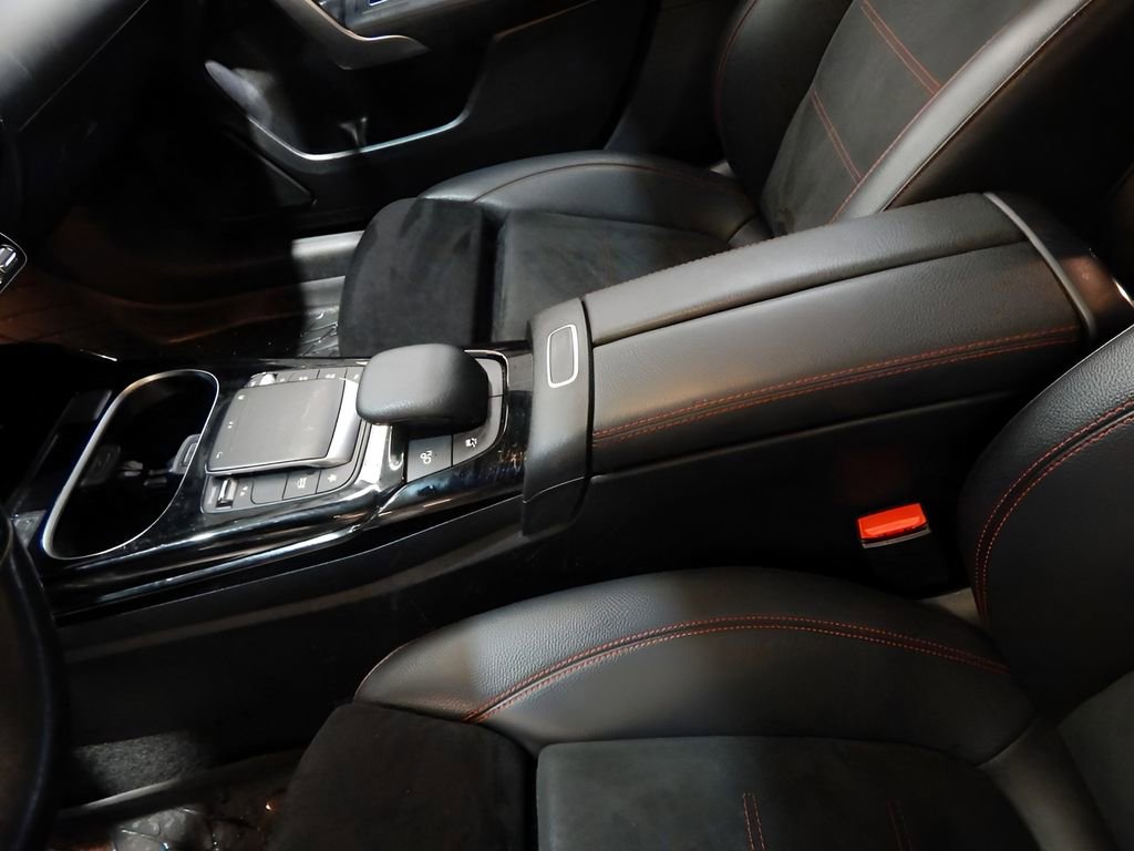 Used 2021 Mercedes-Benz A 35 AMG 4MATIC image 14