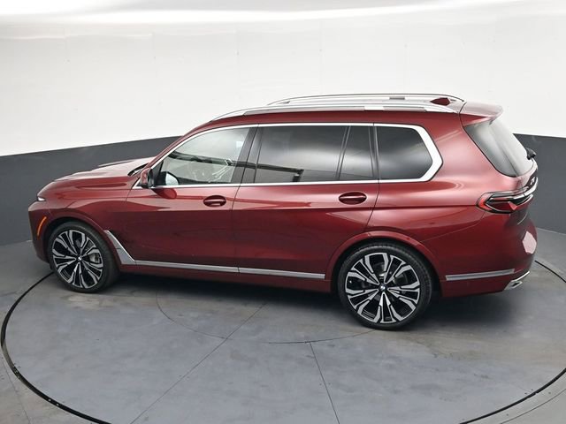 Used 2024 BMW X7 xDrive40i AWD/4WD image 25
