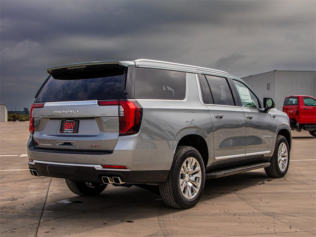 New 2025 GMC Yukon XL Denali image 8
