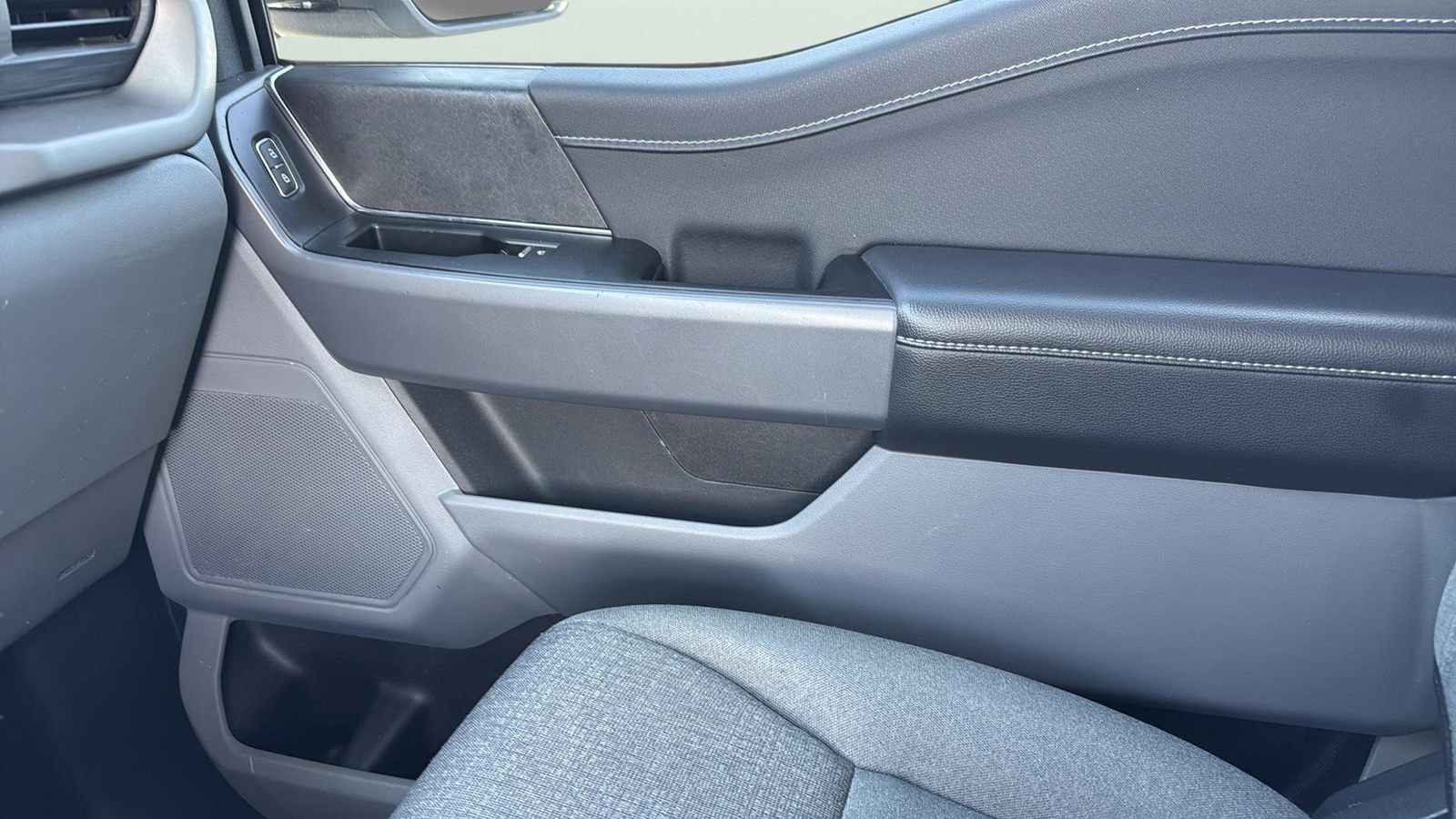 Used 2025 Ford F150 XLT w/ Equipment Group 301A Standard image 24