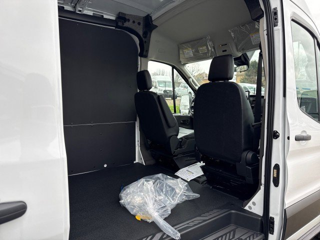 New 2026 Ford Transit 250 148 Medium Roof Extended AWD image 6
