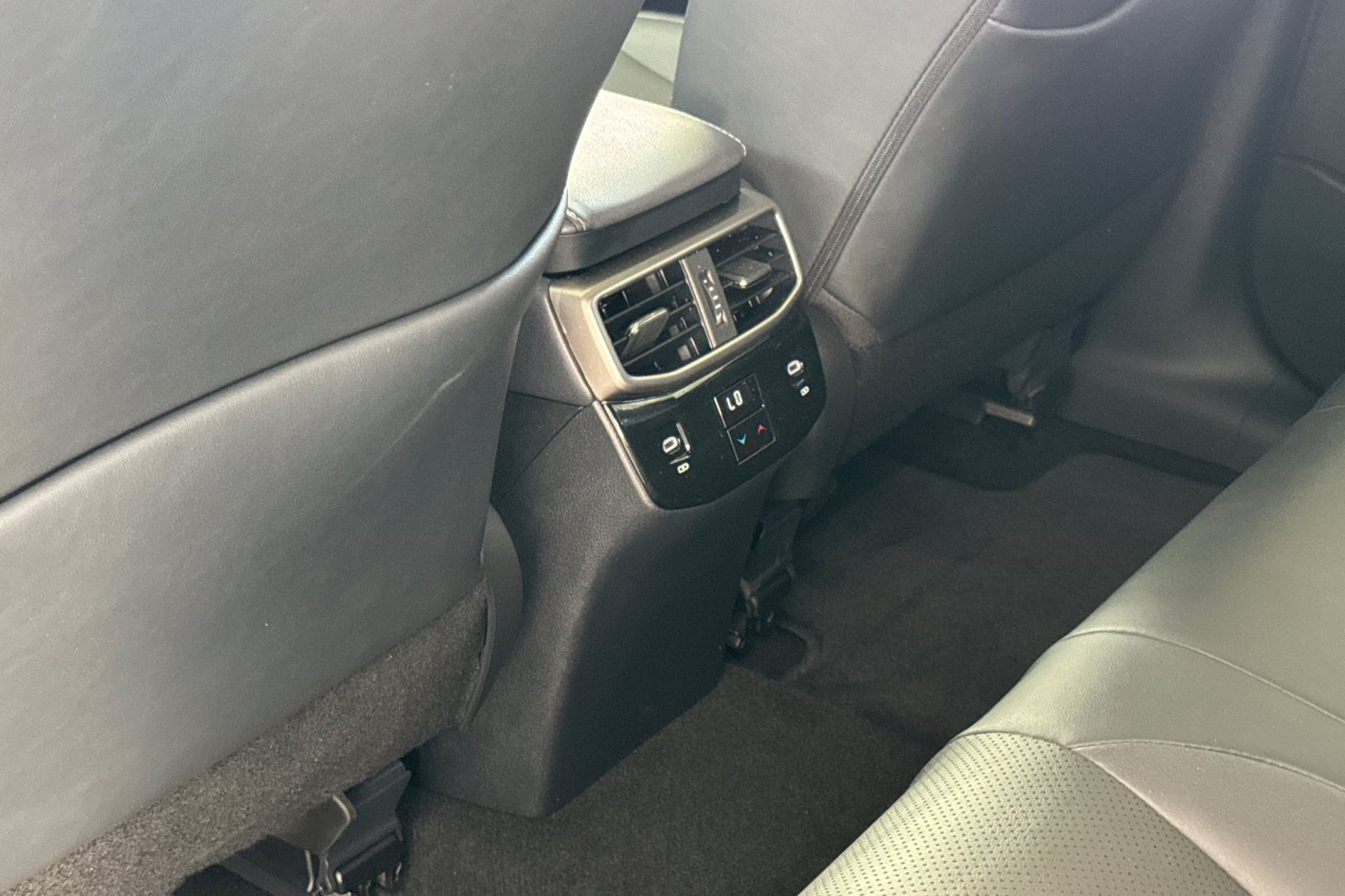 Certified 2024 Lexus RX 350 FWD w/ Technology Package image 16