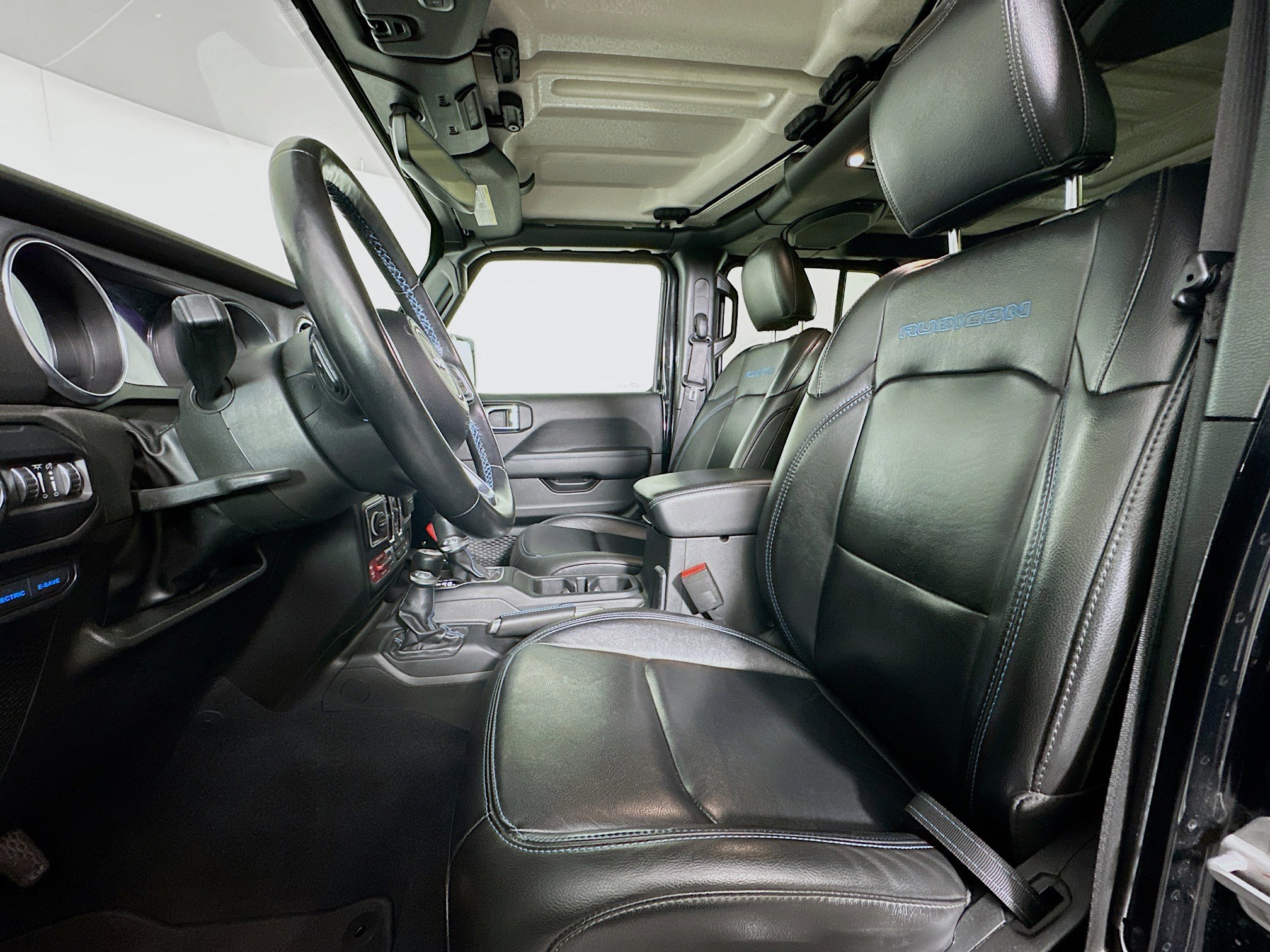 Used 2022 Jeep Wrangler Unlimited Rubicon 4xe w/ Steel Bumper Group image 13