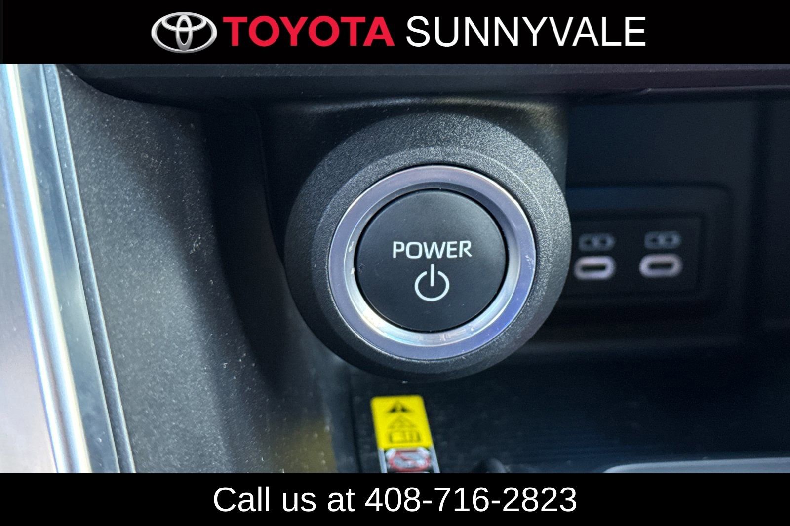 Used 2023 Toyota Venza LE AWD/4WD image 27