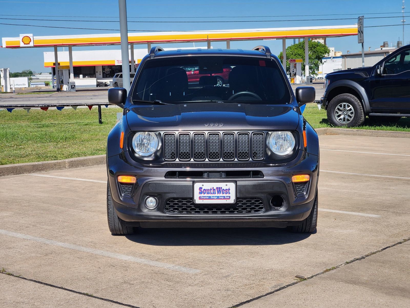 Used 2021 Jeep Renegade Latitude FWD image 6