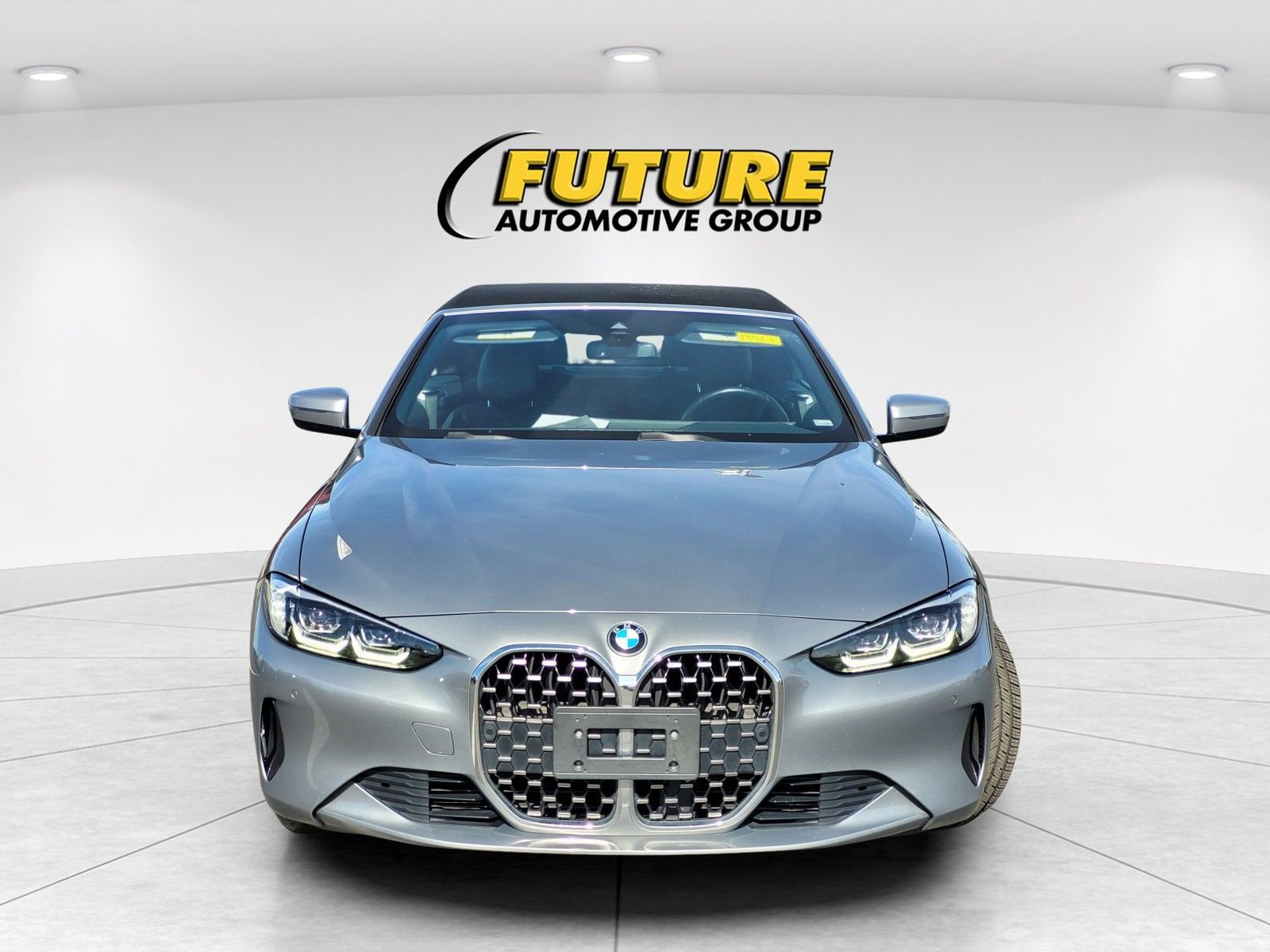 Used 2024 BMW 430i Convertible image 4