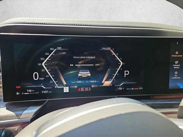 Certified 2024 BMW 760i xDrive w/ Executive Package AWD/4WD image 11