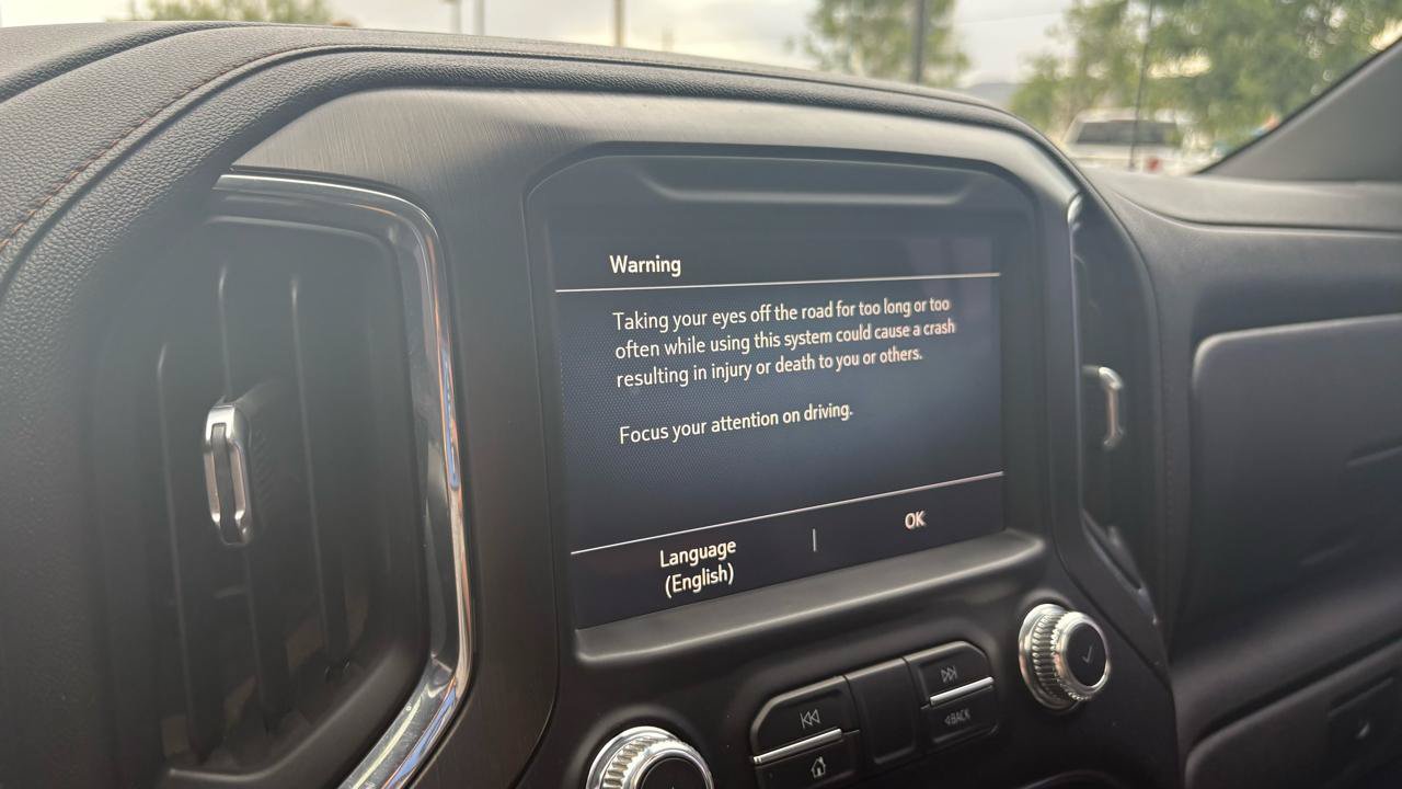 Used 2020 GMC Sierra 1500 AT4 w/ AT4 Premium Package AWD/4WD image 24