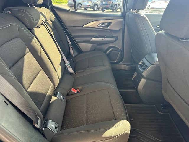 Used 2025 Chevrolet Equinox EV LT w/ Comfort Package FWD image 17