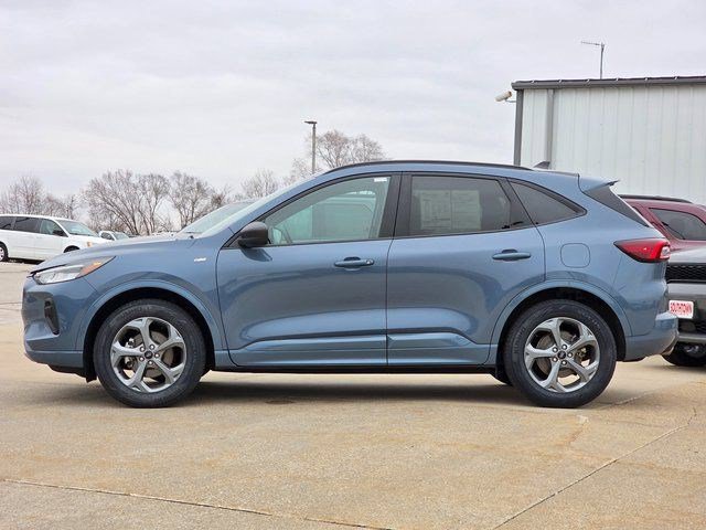 Used 2024 Ford Escape ST-Line AWD/4WD image 5