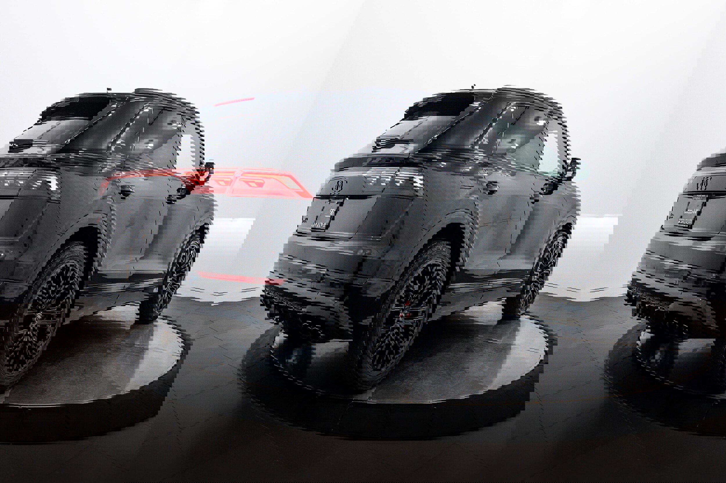 Certified 2024 Audi SQ8 Prestige image 8