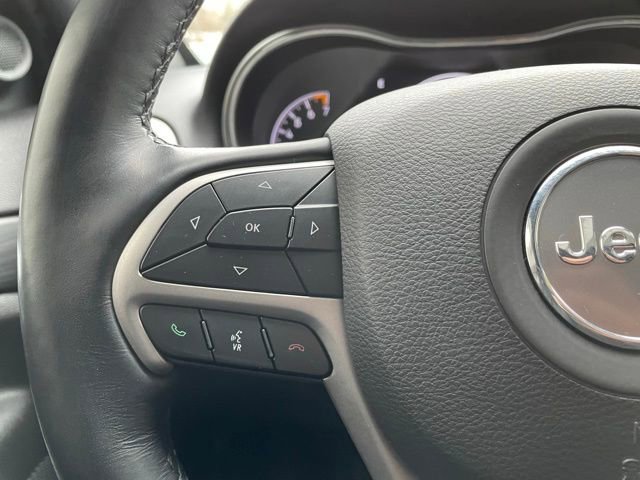 Used 2022 Jeep Grand Cherokee Laredo X image 22