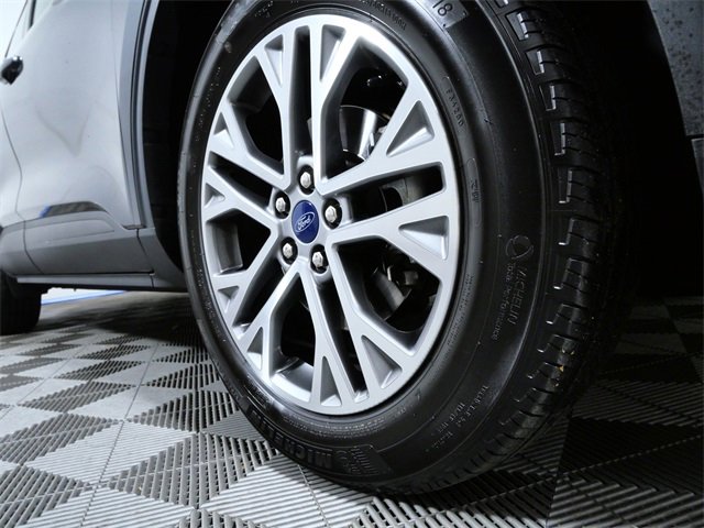 Certified 2022 Ford Escape SEL w/ Technology Package image 2