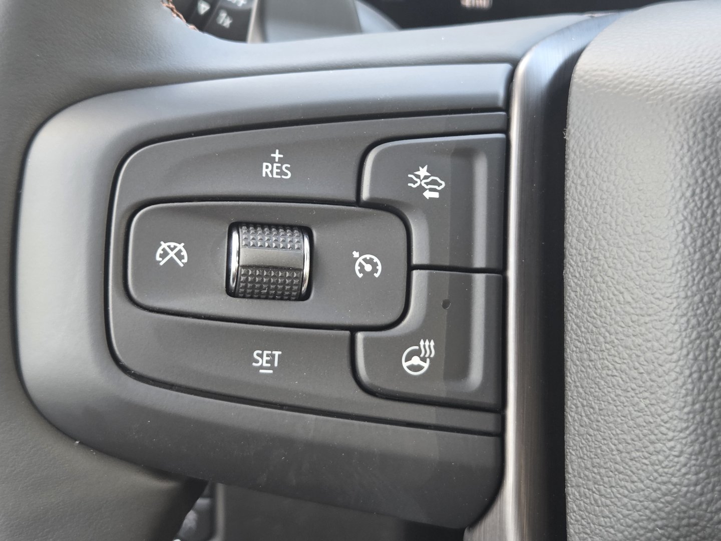 New 2026 GMC Sierra 1500 AT4 w/ AT4 Premium Package AWD/4WD image 34