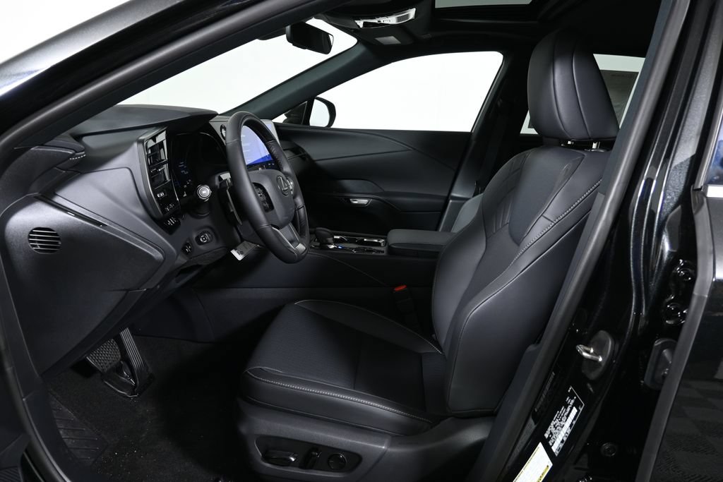 New 2026 Lexus RX 450h AWD w/ Convenience Package image 3