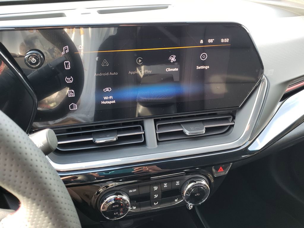 New 2026 Chevrolet Trax RS w/ Driver Confidence Package FWD image 19