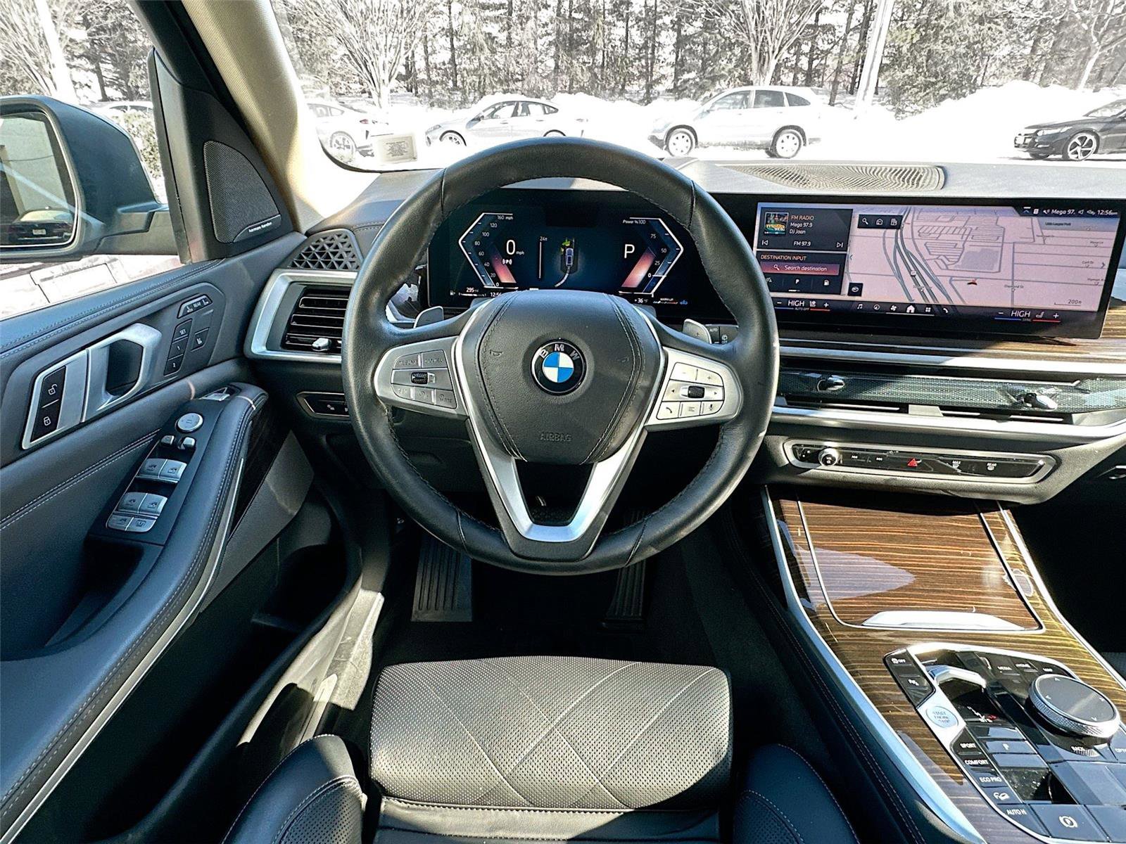 Certified 2024 BMW X7 xDrive40i w/ Premium Package image 11