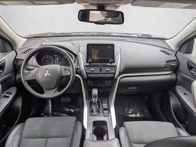 Used 2023 Mitsubishi Eclipse Cross SE image 17