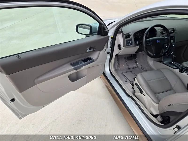 Used 2009 Volvo C30 image 10