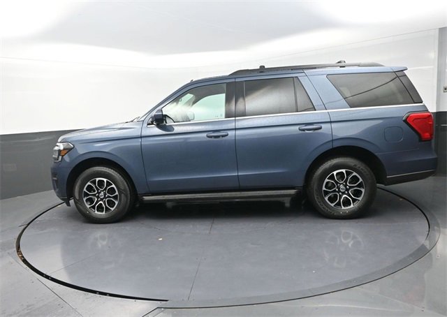 Used 2022 Ford Expedition XLT image 4