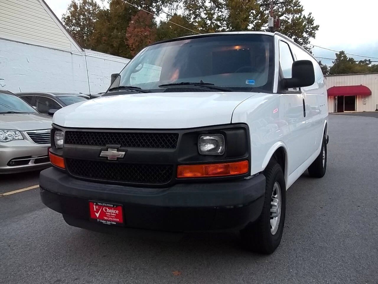 Used 2015 Chevrolet Express 2500 RWD image 1