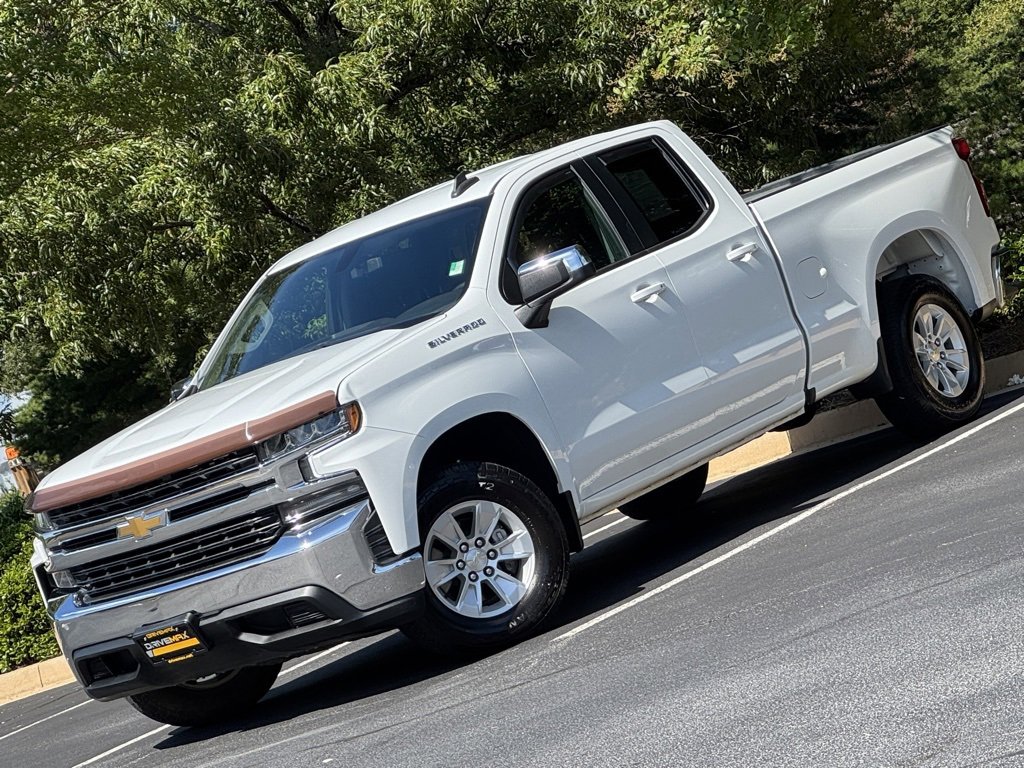 Used 2021 Chevrolet Silverado 1500 LT image 1