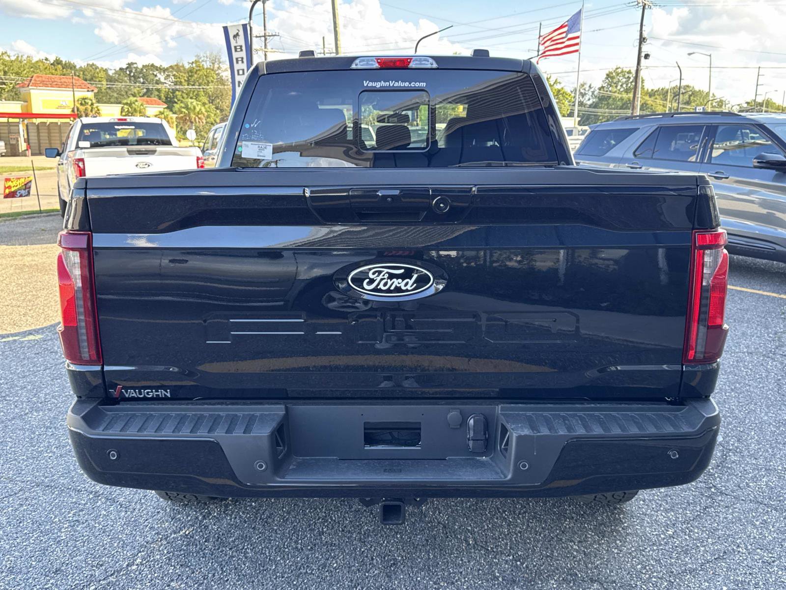 New 2025 Ford F150 XLT w/ Equipment Group 302A MID image 5