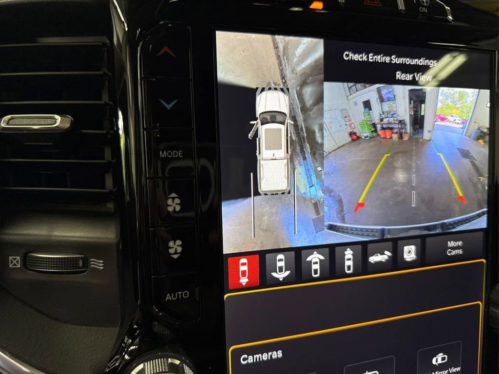 Used 2024 RAM 1500 Limited image 33